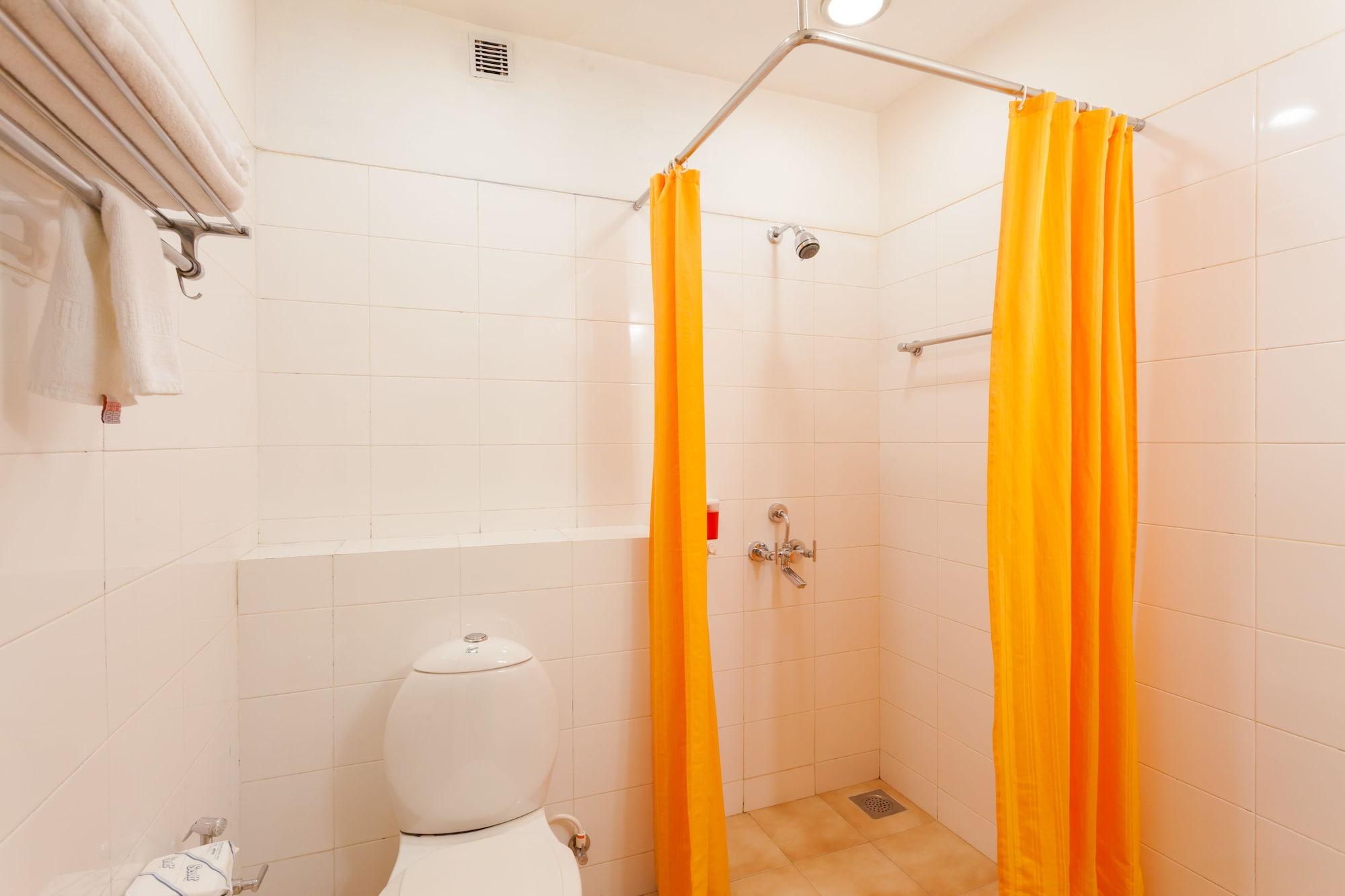 Ahmedabad Vastrapur Hotel Екстериор снимка