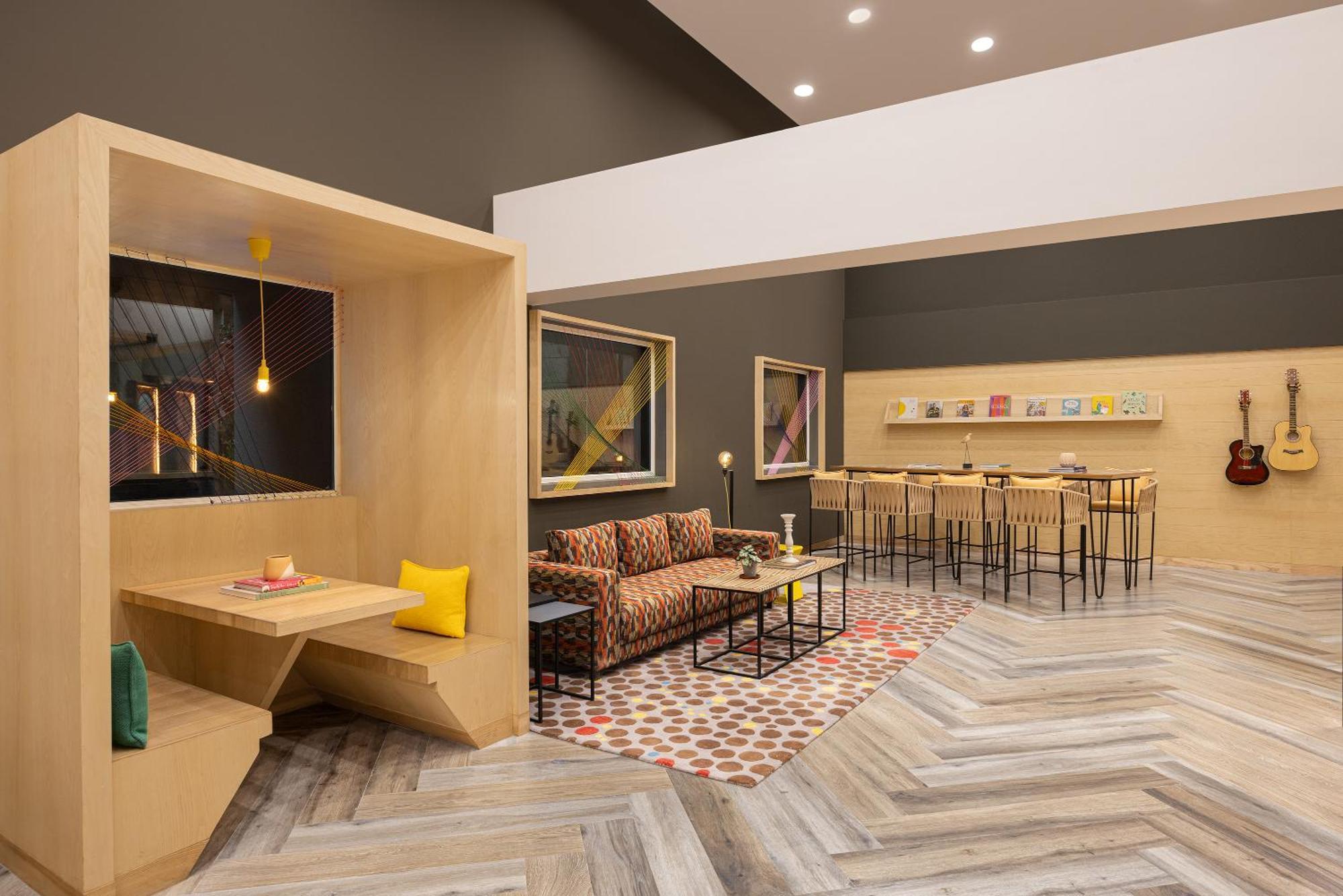 Ahmedabad Vastrapur Hotel Екстериор снимка